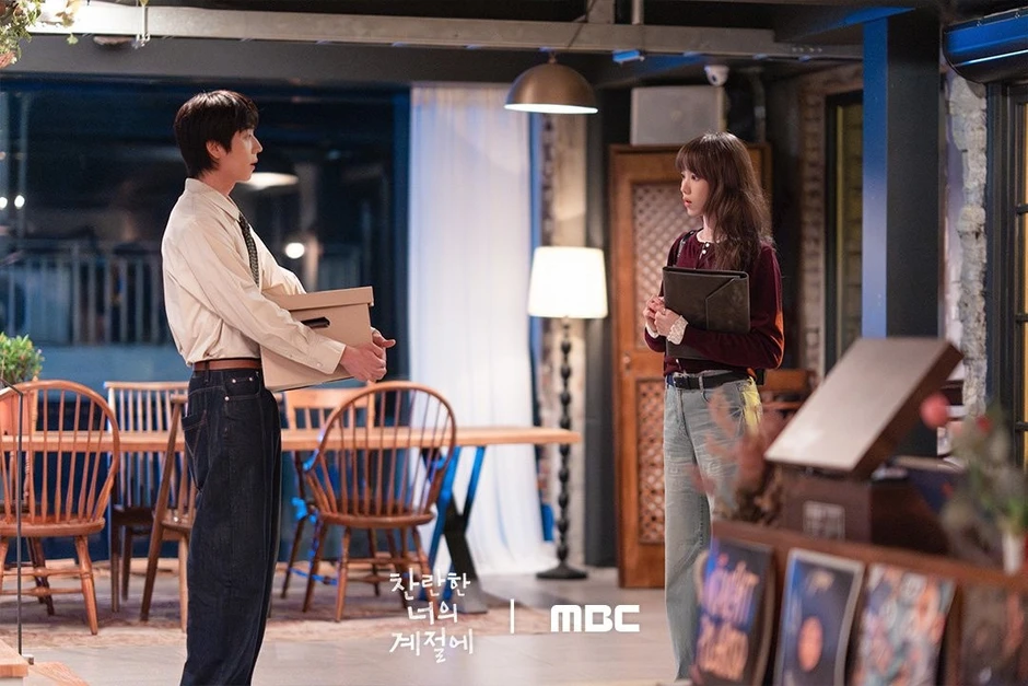 In Your Radiant Season: Nữ chính đẹp như mộng, xem mà mê