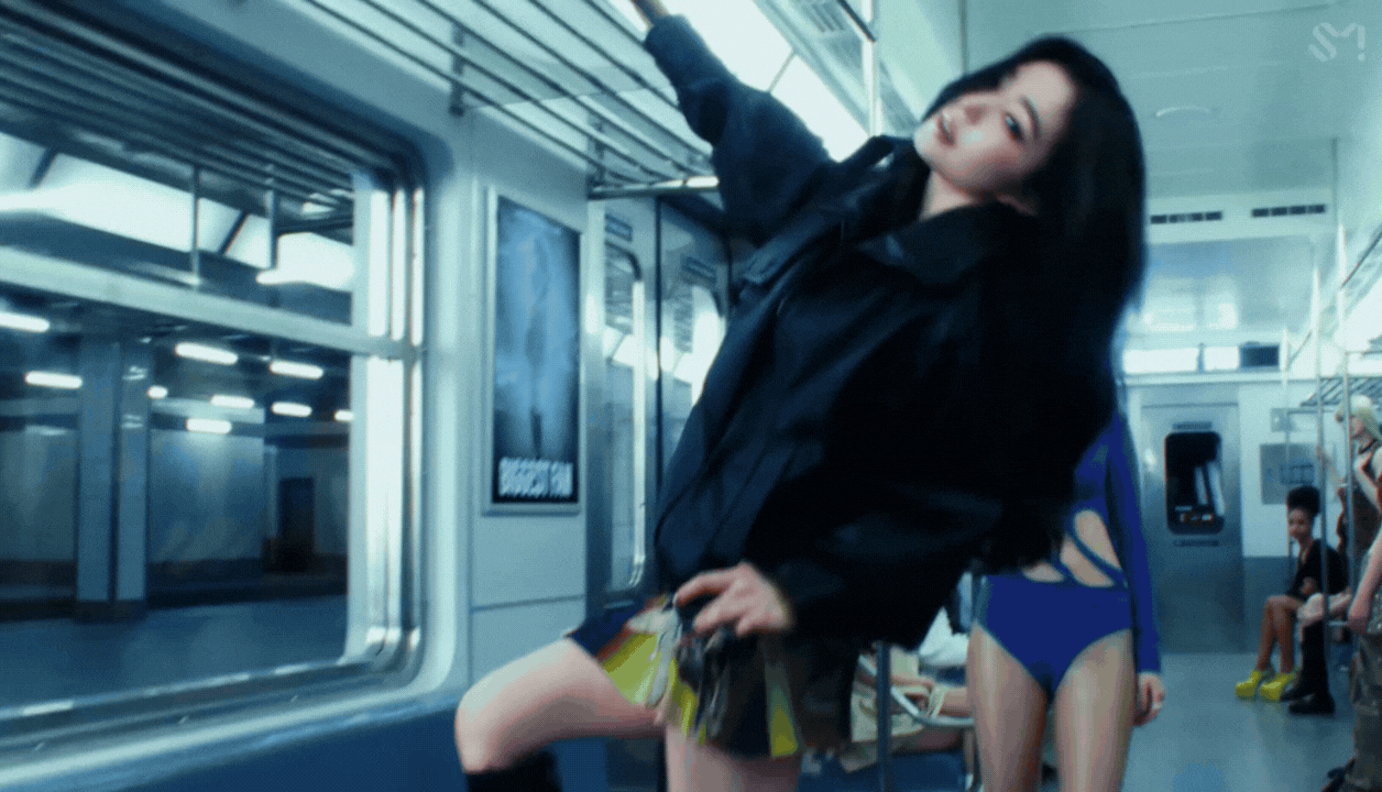 IRENE comeback, nhan sắc quyến rũ cả thế giới IRENE comeback, nhan sắc quyến rũ cả thế giới