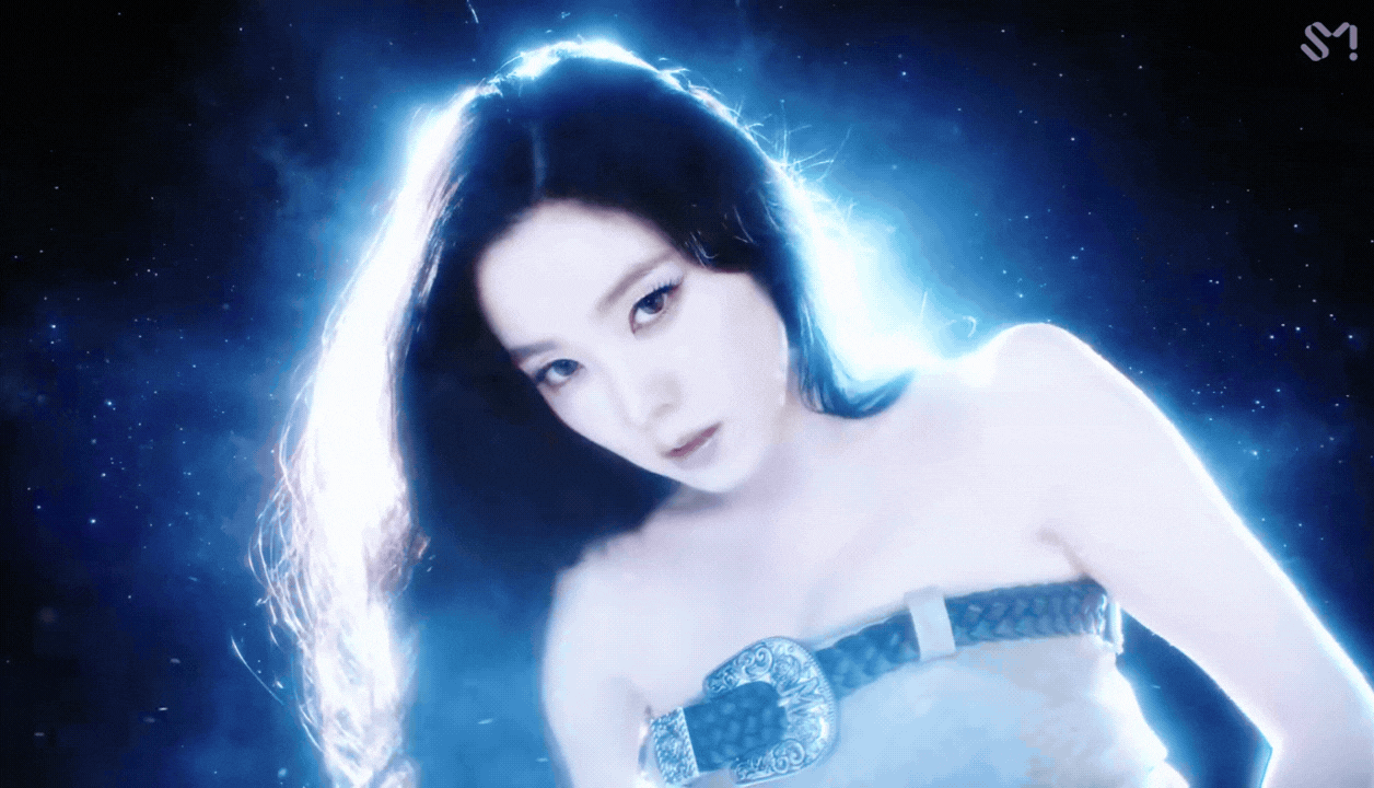 IRENE comeback, nhan sắc quyến rũ cả thế giới IRENE comeback, nhan sắc quyến rũ cả thế giới