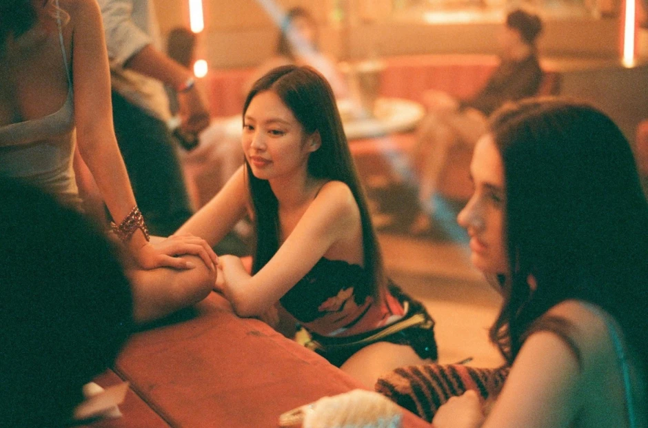 Jennie và Lisa (BLACKPINK) nổi bật về tài năng; Jisoo ghi dấu ấn riêng với phong cách độc đáo