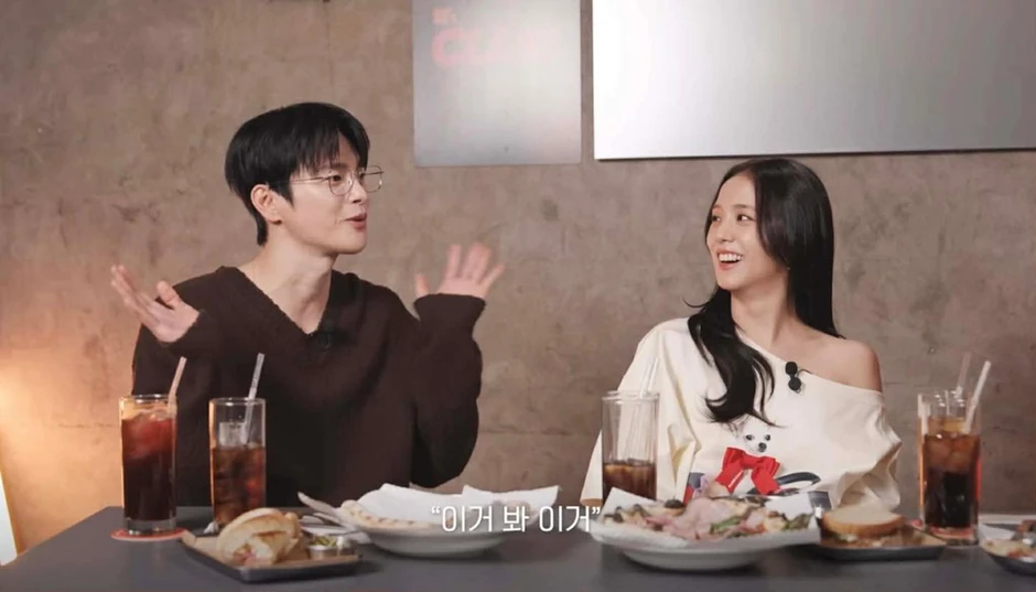 Jisoo (BLACKPINK) đừng tự biến mình thành trò cười nữa