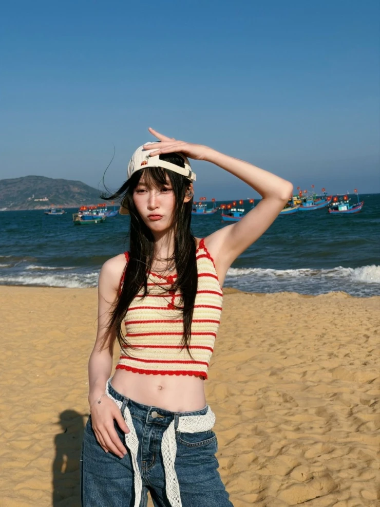 Juky San xin lỗi sau ồn ào chụp ảnh bikini tại Giếng Tiên