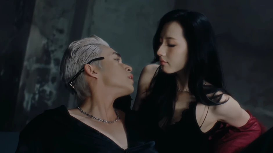 Jun Phạm tự nhận cả đời chưa có lấy 1 bản hit, ra MV phản cảm viral bằng 16 năm đi hát Jun Phạm tự nhận cả đời chưa có lấy 1 bản hit, ra MV phản cảm viral bằng 16 năm đi hát