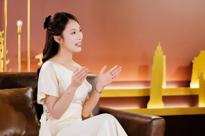 Khánh Vy nói về tin đồn hẹn hò Nguyên Khang Khánh Vy nói về tin đồn hẹn hò Nguyên Khang