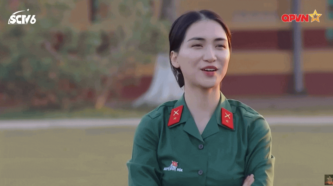 Khoảnh khắc chứng minh chồng sắp cưới của Hòa Minzy “trúng sét ái tình” từ cái nhìn đầu tiên