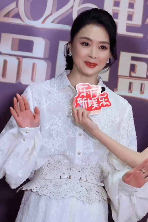 Vương Diễm: Không ai tin đây là nhan sắc thật ngoài đời