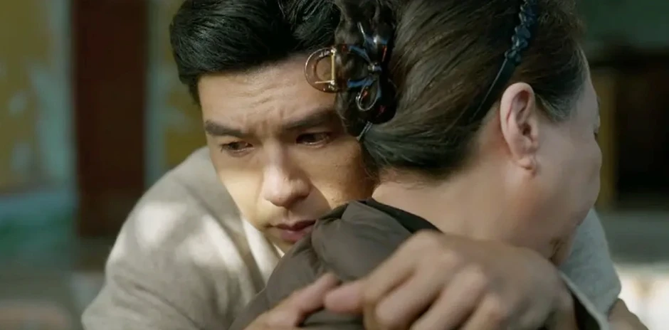 Không Giới Hạn Được Khen Hay Hơn Hậu Duệ Mặt Trời: Tin Giải Trí Nóng Nhất