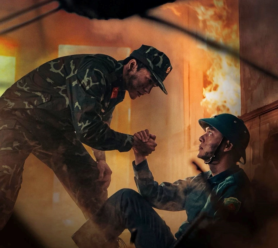 Không Giới Hạn Được Khen Hay Hơn Hậu Duệ Mặt Trời: Tin Giải Trí Nóng Nhất