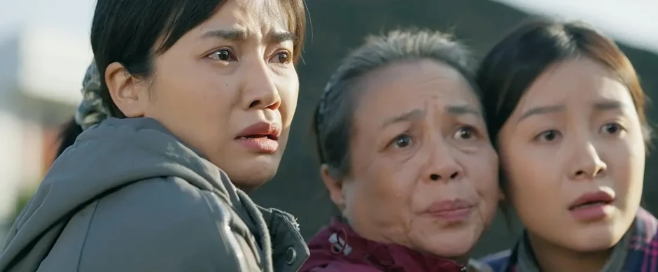 Không Giới Hạn Được Khen Hay Hơn Hậu Duệ Mặt Trời: Tin Giải Trí Nóng Nhất