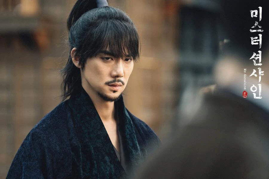 Không tin đây là Yoo Yeon Seok: Bức ảnh lan truyền gây bất ngờ cho fan Không tin đây là Yoo Yeon Seok: Bức ảnh lan truyền gây bất ngờ cho fan