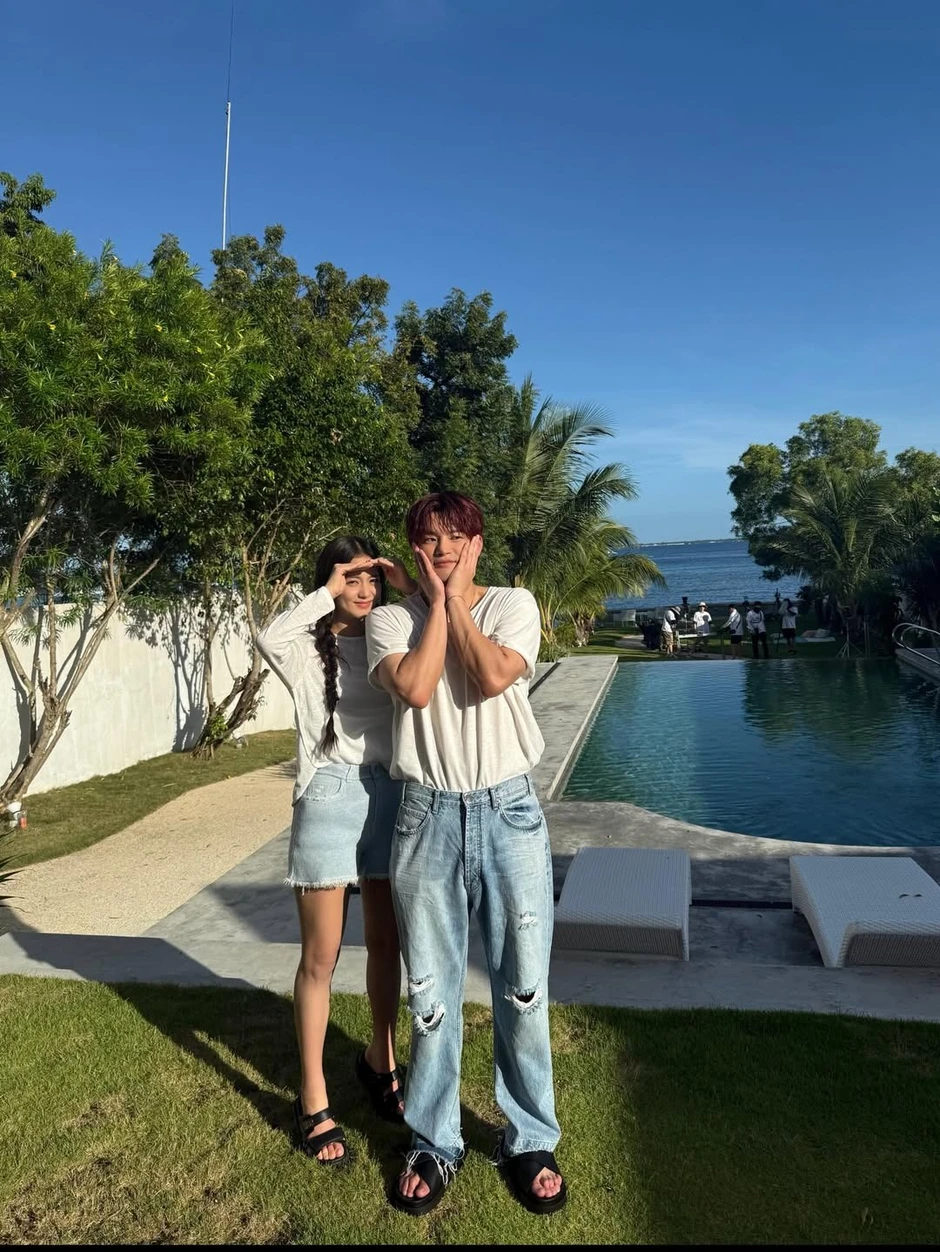 Jisoo bị nghi thể hiện tình cảm với bạn diễn nam: Cử chỉ thân mật gây tranh cãi trên phim trường