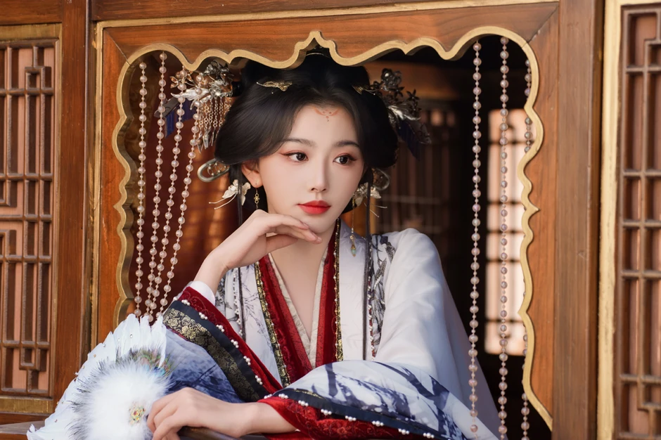 Khổng Tuyết Nhi visual đẹp đến cực hạn, u mê chết đi sống lại