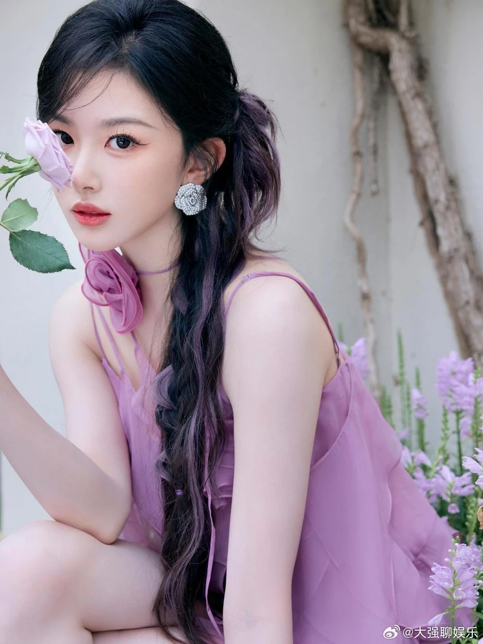 Khổng Tuyết Nhi visual đẹp đến cực hạn, u mê chết đi sống lại