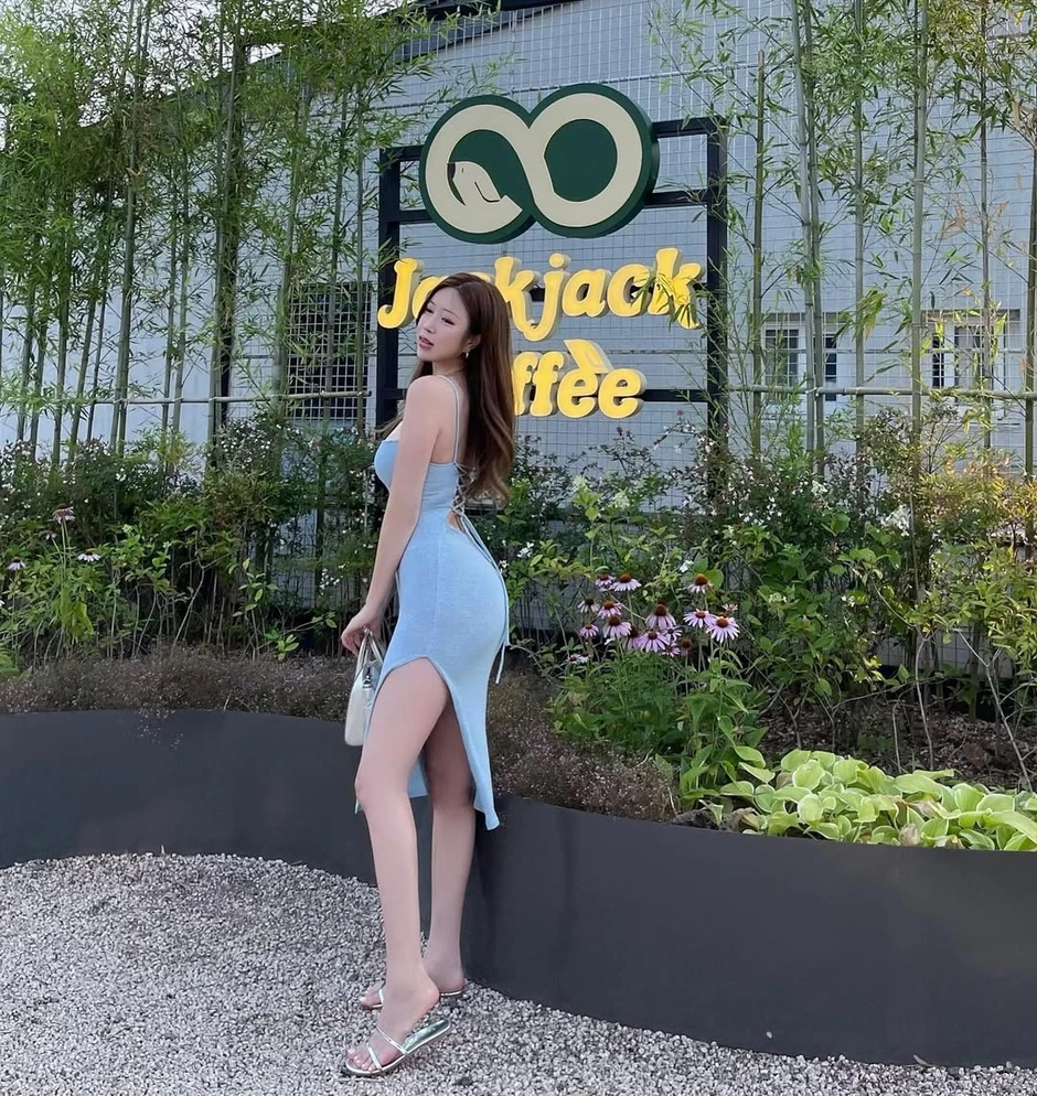 Kiều nữ showbiz từ chối 700 tỷ, tuyên bố "không thiếu tiền" thẳng mặt 1 thiếu gia tập đoàn, giờ ra sao? Kiều nữ showbiz từ chối 700 tỷ, tuyên bố "không thiếu tiền" thẳng mặt 1 thiếu gia tập đoàn, giờ ra sao?