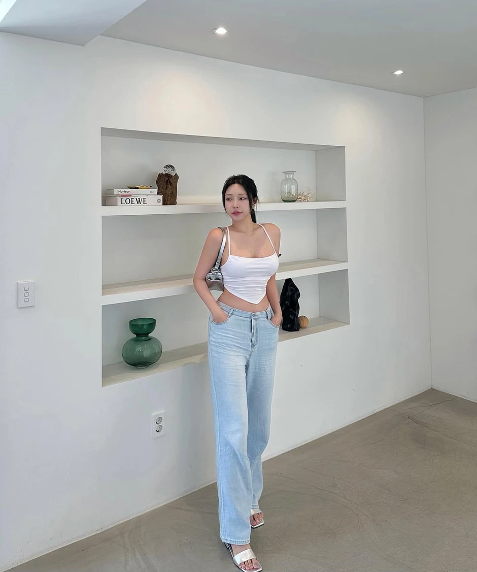 Kiều nữ showbiz từ chối 700 tỷ, tuyên bố "không thiếu tiền" thẳng mặt 1 thiếu gia tập đoàn, giờ ra sao? Kiều nữ showbiz từ chối 700 tỷ, tuyên bố "không thiếu tiền" thẳng mặt 1 thiếu gia tập đoàn, giờ ra sao?