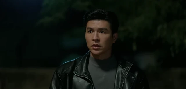 Lam Anh đi cùng người đàn ông bí ẩn Lam Anh đi cùng người đàn ông bí ẩn