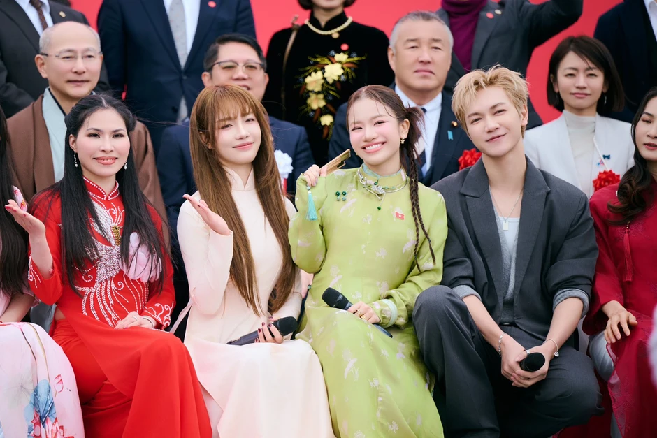 Lâm Bảo Ngọc hát giữa lạnh 7 độ C: khoảnh khắc ‘oét’ gây chú ý