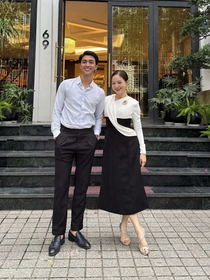 Lan Phương đỗ 2 trường đại học, nói được 4 thứ tiếng