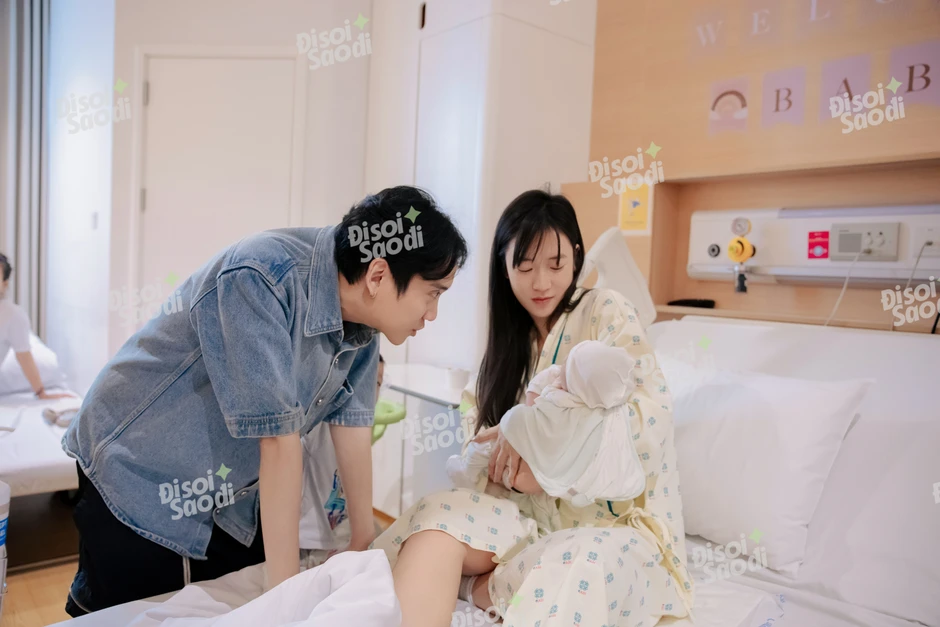 Lần thứ 3 đưa Trâm Anh đi đẻ, JustaTee bị soi thái độ khác biệt