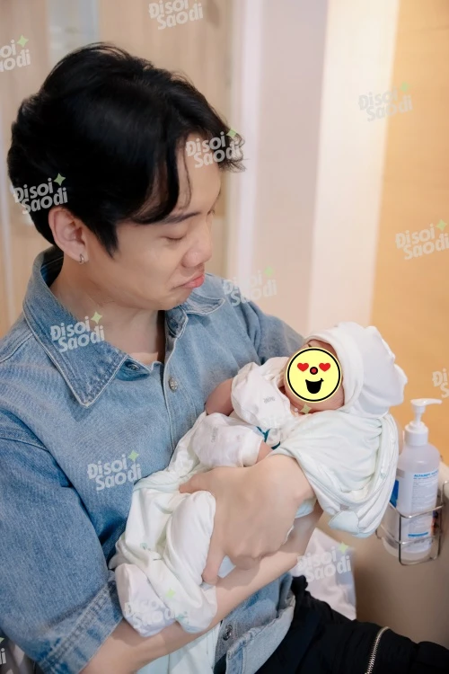 Lần thứ 3 đưa Trâm Anh đi đẻ, JustaTee bị soi thái độ khác biệt