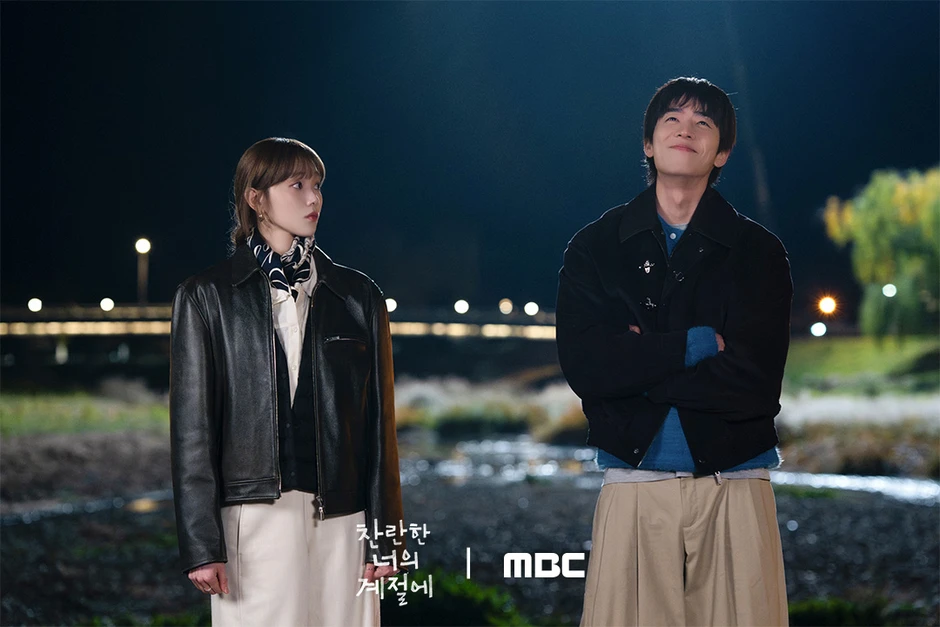 Lee Sung Kyung tỏa sáng với nhan sắc rạng ngời và thần thái đầy cuốn hút trên màn ảnh