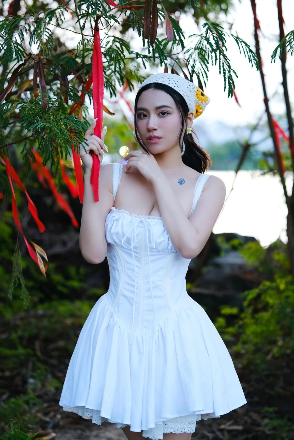 Linh Miu và cú lột xác từ hot girl trong sáng đến "thánh nữ" gợi cảm Linh Miu và cú lột xác từ hot girl trong sáng đến "thánh nữ" gợi cảm