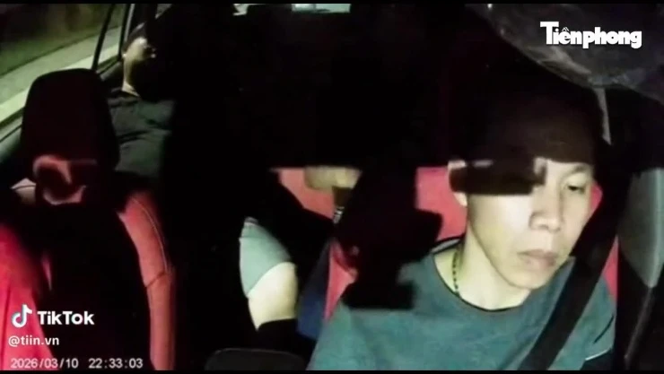 Nhạc sĩ Minh Khang: Lượt tìm kiếm tăng 300% giữa tranh luận