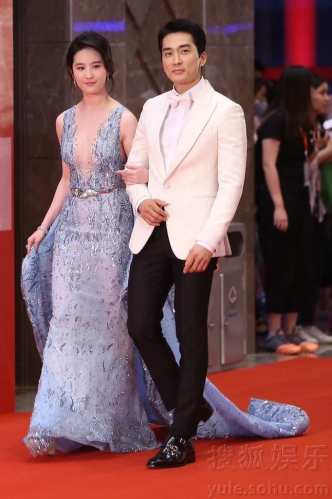 Lưu Diệc Phi không hẹn hò