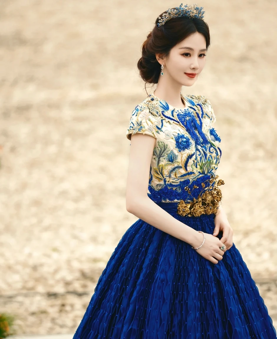 Lưu Thi Thi đẹp như bức tranh Giang Nam tuyệt mỹ Lưu Thi Thi đẹp như bức tranh Giang Nam tuyệt mỹ