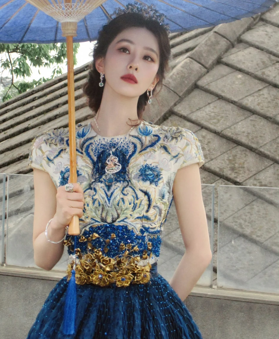 Lưu Thi Thi đẹp như bức tranh Giang Nam tuyệt mỹ Lưu Thi Thi đẹp như bức tranh Giang Nam tuyệt mỹ