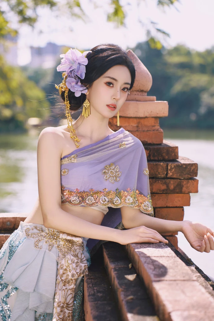 Mỹ nam gen Z bị tố dan díu với bạn diễn, người yêu hot girl phơi bày tình tiết gây sốc