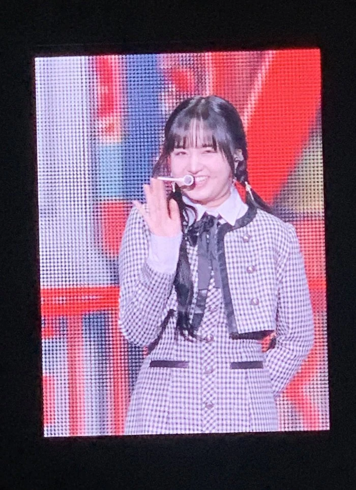 Mỹ nhân khổ nhất showbiz: Mất 3 năm để “vịt hoá thiên nga”, đẹp đến mấy cũng phải nhường spotlight