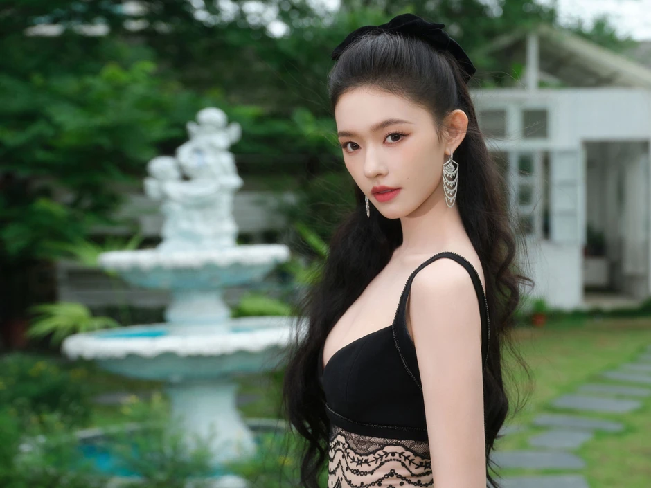 Mỹ nhân phim Tết bị ghét nhất showbiz: Dính series phốt ảnh "nhức mắt", giật bồ và mối quan hệ kỳ lạ với 2 danh hài