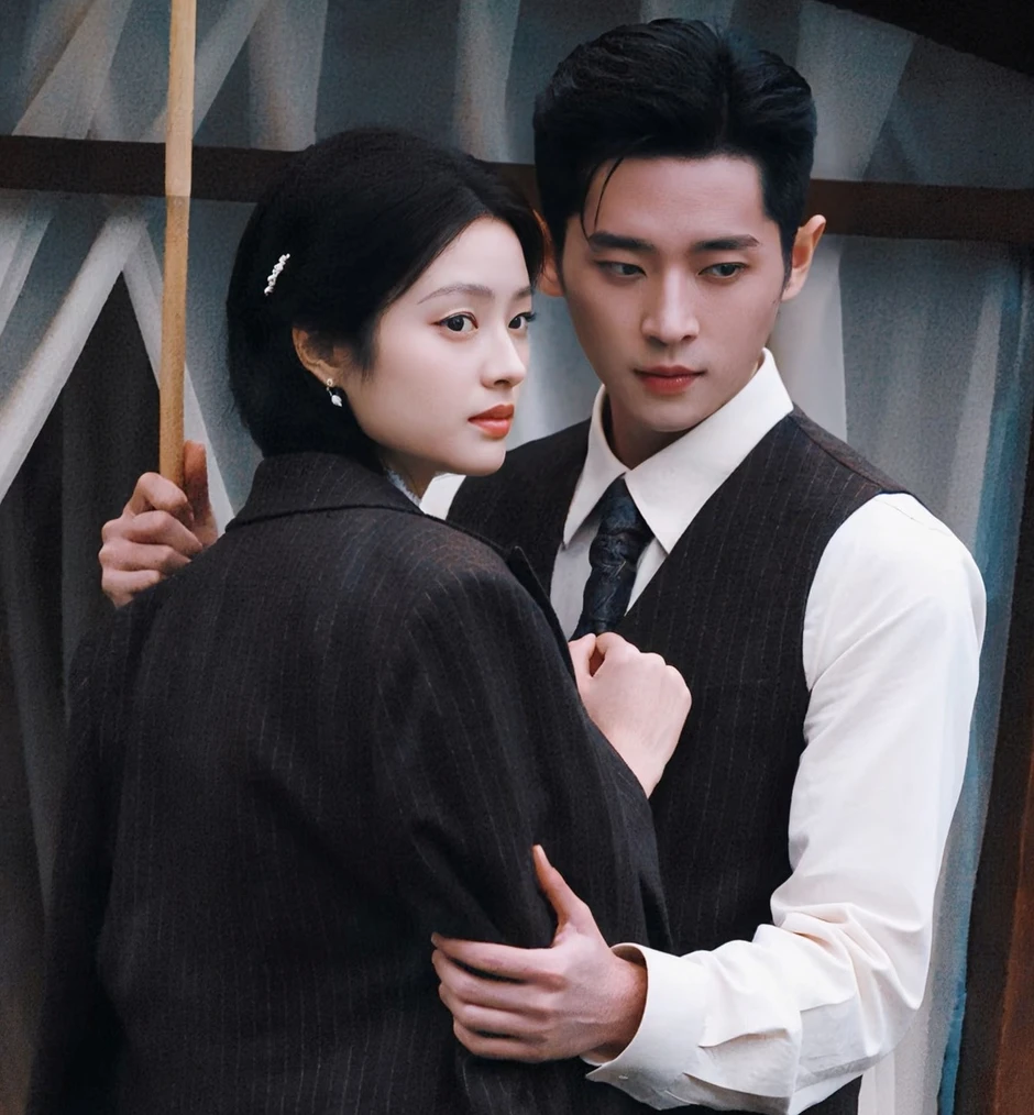 Màn cầu hôn ngọt ngào của Thừa Lỗi và Từ Nhược Hàm trong Ngọc Điệm Thu