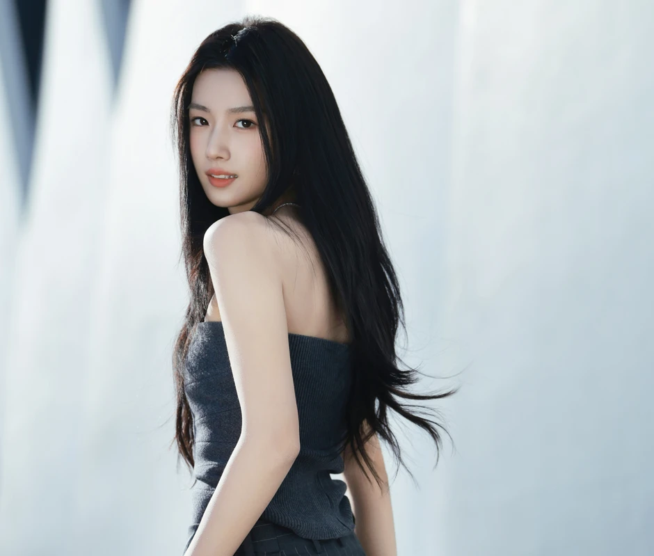 Màn lột xác 180 độ của Lư Dục Hiểu