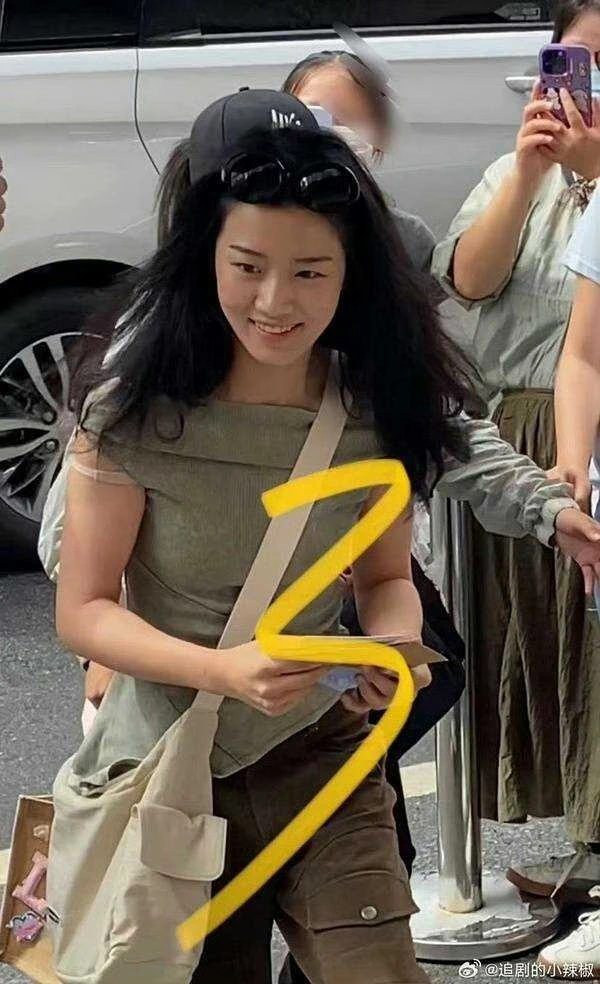 Màn lột xác 180 độ của Lư Dục Hiểu