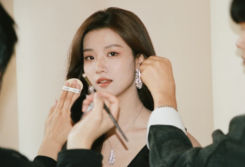 Màn lột xác 180 độ của Lư Dục Hiểu