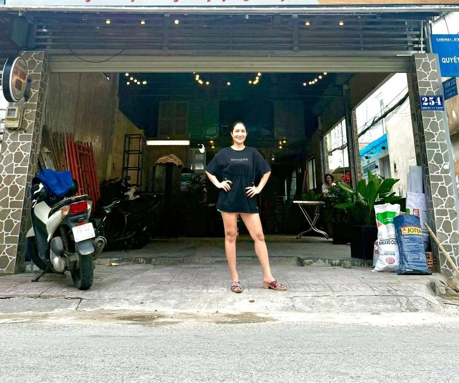 Mẹ đơn thân là NSƯT nổi tiếng miền Nam một thời: U50 đi bán cafe ở Gò Vấp, 25 nghìn một ly