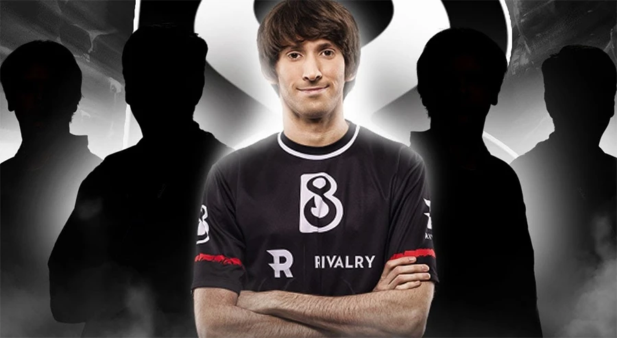 Media Team trình bày mô hình xây dựng đội Esports chuyên nghiệp từ Dota 2