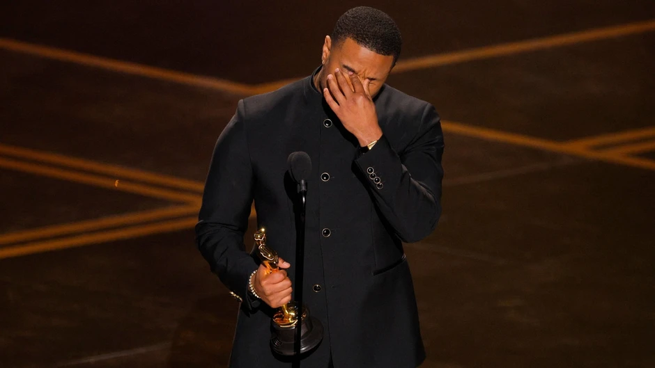 Michael B. Jordan - Người đàn ông quyến rũ nhất hành tinh là ai? Michael B. Jordan - Người đàn ông quyến rũ nhất hành tinh là ai?