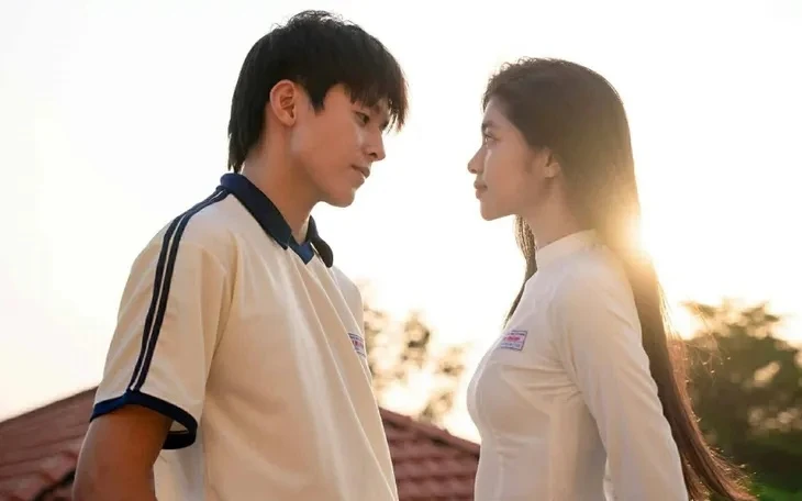 Minh Kiên sượng trân khi bị yêu cầu bỏ tiền mua 200 vé xem phim Minh Kiên sượng trân khi bị yêu cầu bỏ tiền mua 200 vé xem phim