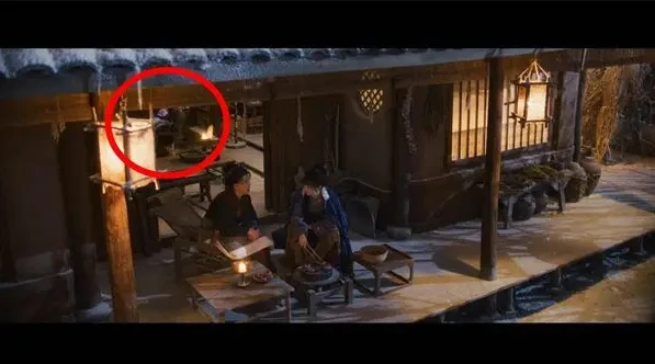 Mỏi tay nhặt cả rổ sạn đầy ụ ở Trục Ngọc