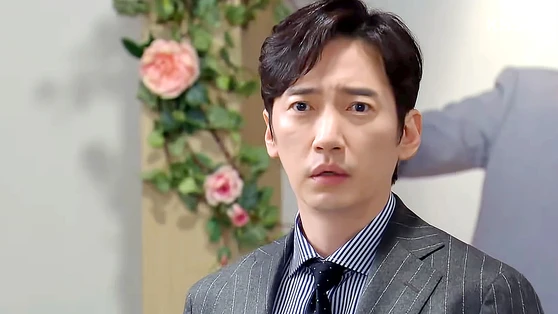 Nam diễn viên qua đời đột ngột sau án oan, lực lượng chức năng vội ập tới hiện trường Nam diễn viên qua đời đột ngột sau án oan, lực lượng chức năng vội ập tới hiện trường