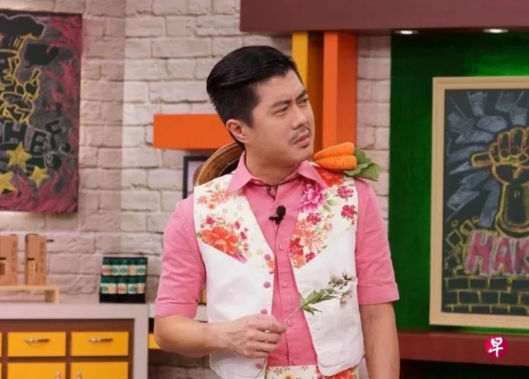 Nam MC 50 tuổi qua đời đột ngột trong nhà vệ sinh