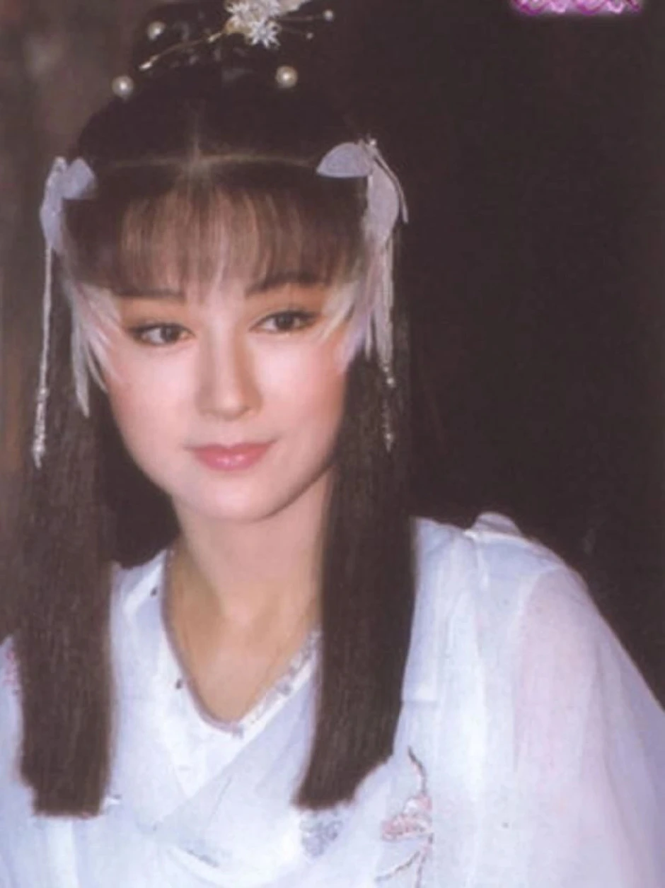 Nàng Tiểu Long Nữ trẻ trung nhờ tập gym và đầu tư chứng khoán