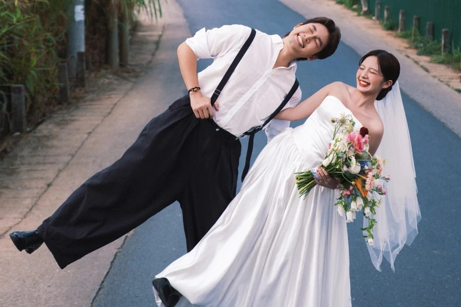 Ngọc Huyền bắt Đình Tú unfollow tất cả gái xinh trên MXH