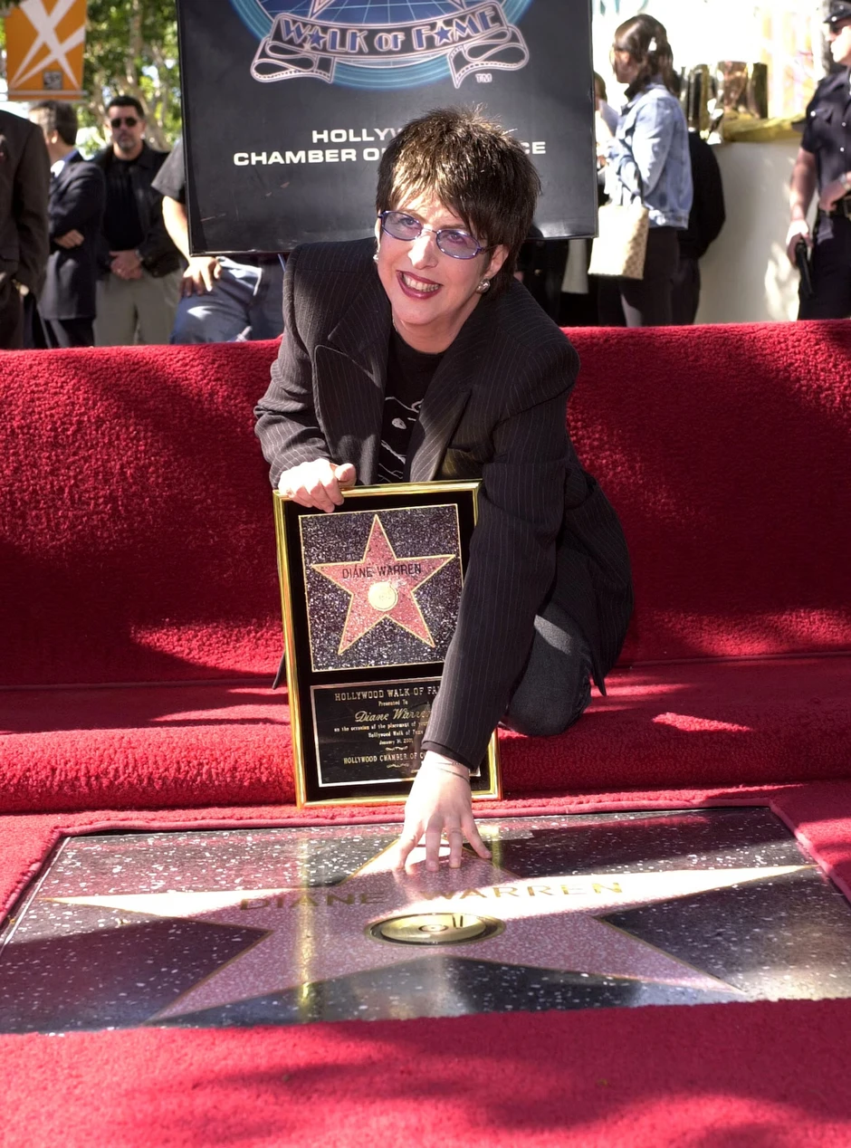 Ngôi sao bị Oscar đánh trượt 17 lần liên tiếp, 8 giây phản ứng khi thua cuộc gây sốt MXH Ngôi sao bị Oscar đánh trượt 17 lần liên tiếp, 8 giây phản ứng khi thua cuộc gây sốt MXH