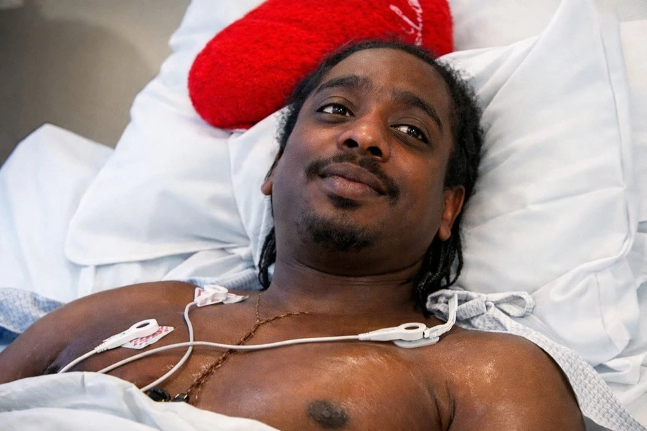 Người đàn ông có 2 trái tim Người đàn ông có 2 trái tim