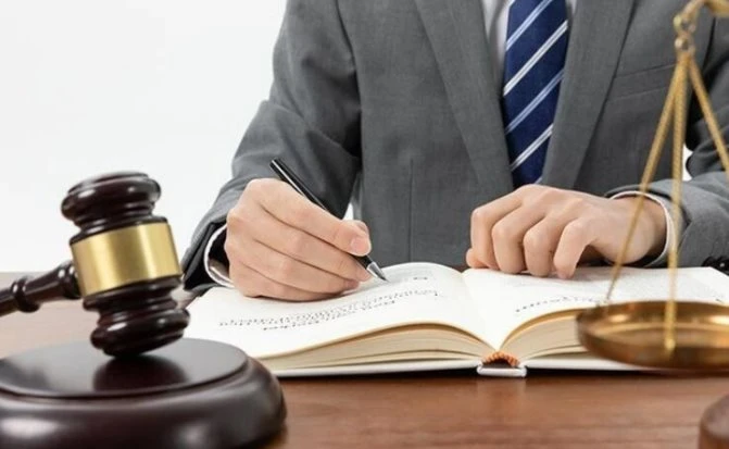 Vợ và hai con bị ngân hàng kiện đòi nợ sau cái chết của người vay tín dụng 759 triệu đồng; Tòa án tuyên chỉ phải trả 189 triệu