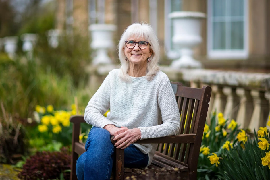 Người phụ nữ không bao giờ biết đau